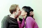 世界唯一的接吻学校:教夫妻或恋人睾丸炎 海口权威新闻门户网站